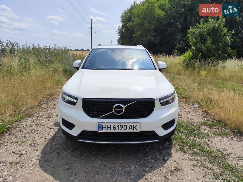 Позашляховик / Кросовер Volvo XC40 2019 в Кодимі