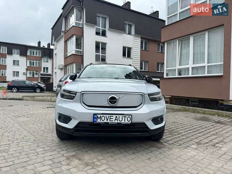 Внедорожник / Кроссовер Volvo XC40 2021 в 