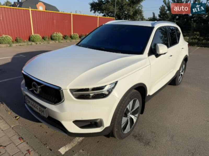 Внедорожник / Кроссовер Volvo XC40 2020 в Сумах