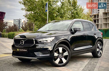 Позашляховик / Кросовер Volvo XC40 2020 в Києві