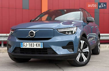 Внедорожник / Кроссовер Volvo XC40 2022 в 