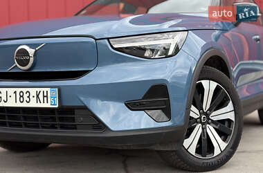 Внедорожник / Кроссовер Volvo XC40 2022 в 