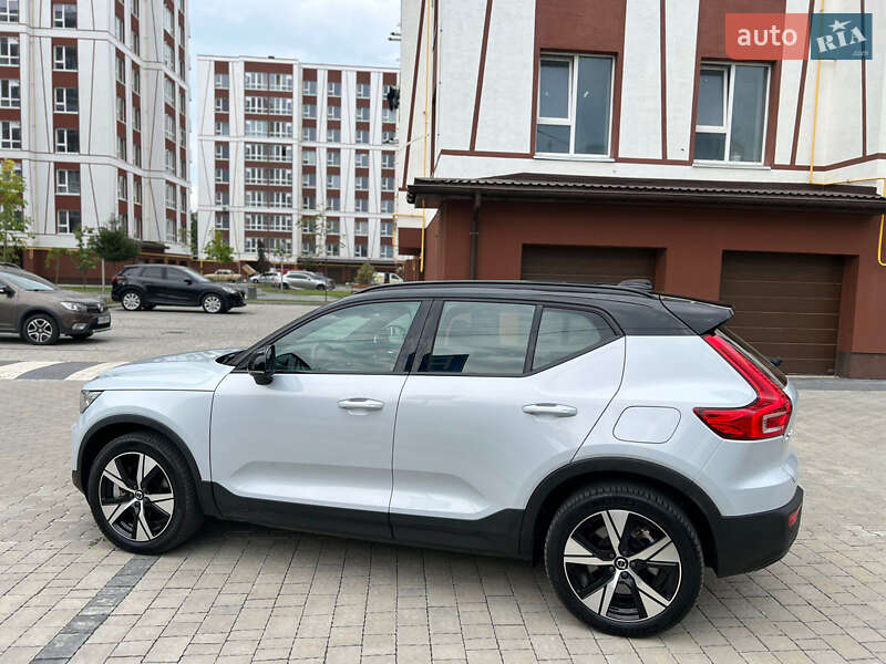 Внедорожник / Кроссовер Volvo XC40 2021 в Ивано-Франковске