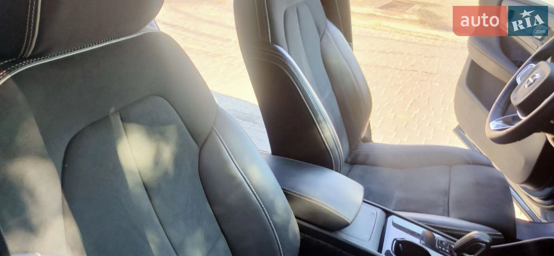 2021 Volvo XC40 - мініатюра 34
