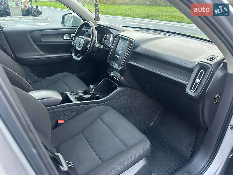 Позашляховик / Кросовер Volvo XC40 2019 в Львові