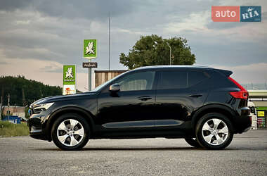 Внедорожник / Кроссовер Volvo XC40 2020 в 
