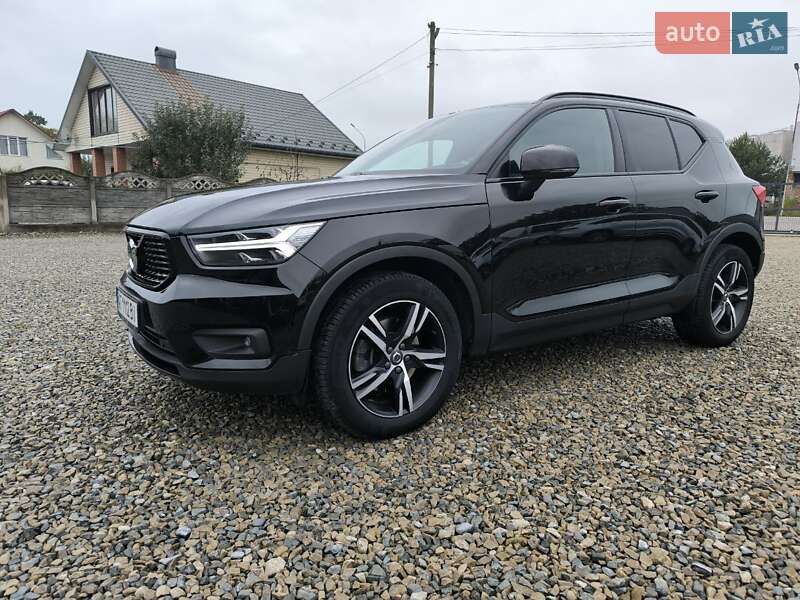 Позашляховик / Кросовер Volvo XC40 2018 в Коломиї