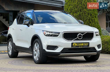 Позашляховик / Кросовер Volvo XC40 2022 в Львові