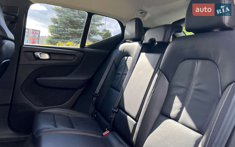 Внедорожник / Кроссовер Volvo XC40 2022 в Львове фото 20 Внедорожник / Кроссовер Volvo XC40 2022 в Львове