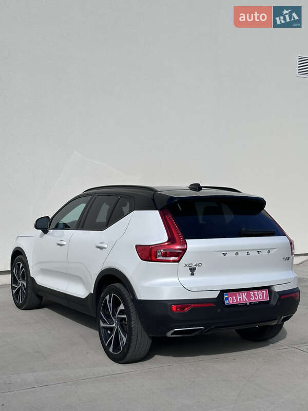 Внедорожник / Кроссовер Volvo XC40 2018 в Луцке