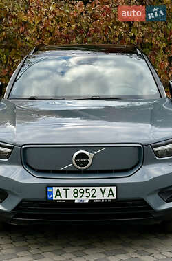 Внедорожник / Кроссовер Volvo XC40 2021 в 