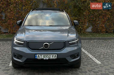 Внедорожник / Кроссовер Volvo XC40 2021 в 