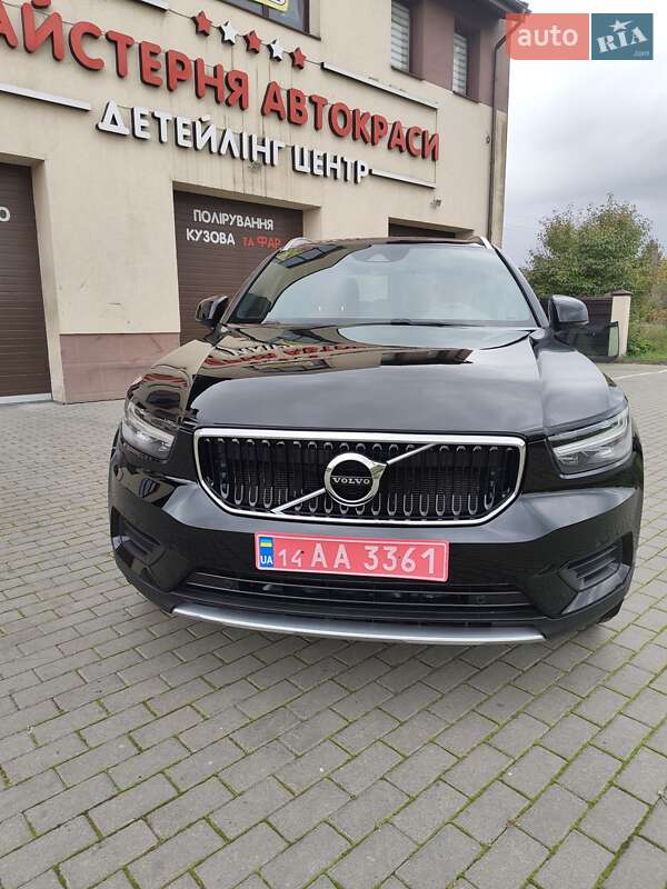Внедорожник / Кроссовер Volvo XC40 2019 в Львове
