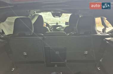 Позашляховик / Кросовер Volvo XC40 2018 в 