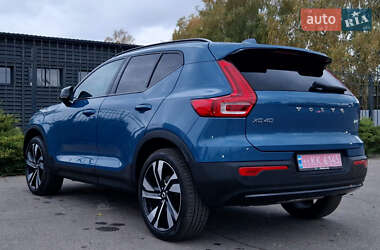 Позашляховик / Кросовер Volvo XC40 2024 в  фото 2 Позашляховик / Кросовер Volvo XC40 2024 в