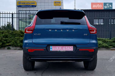 Позашляховик / Кросовер Volvo XC40 2024 в  фото 14 Позашляховик / Кросовер Volvo XC40 2024 в