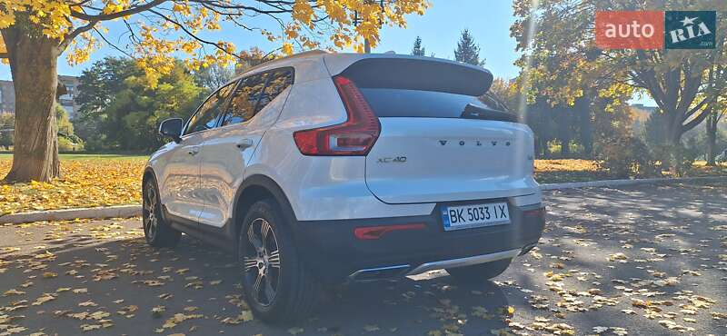 Позашляховик / Кросовер Volvo XC40 2018 в Рівному