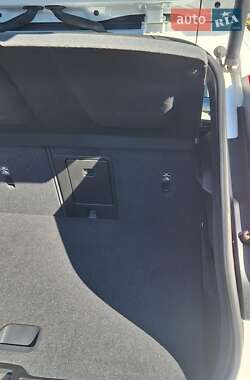 Внедорожник / Кроссовер Volvo XC40 2018 в 