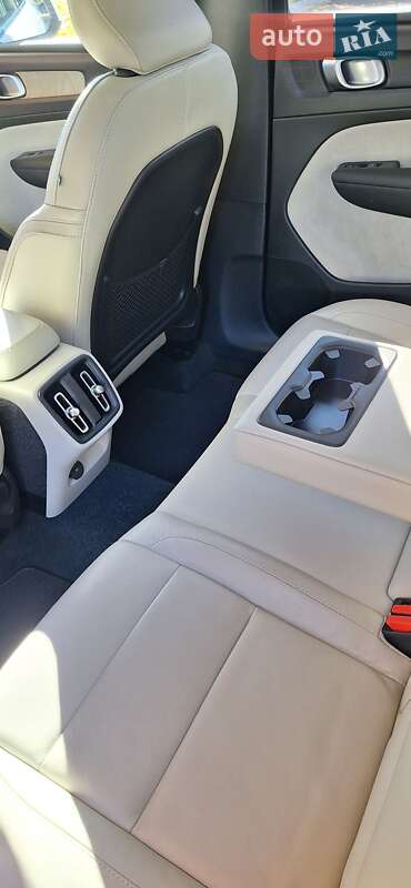 Позашляховик / Кросовер Volvo XC40 2018 в Рівному
