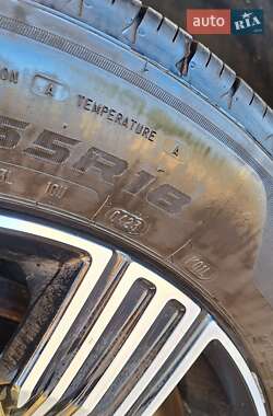 Внедорожник / Кроссовер Volvo XC40 2018 в 