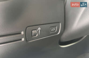 Позашляховик / Кросовер Volvo XC40 2018 в  фото 28 Позашляховик / Кросовер Volvo XC40 2018 в
