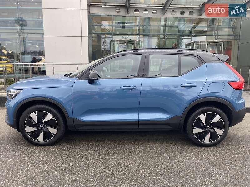 Внедорожник / Кроссовер Volvo XC40 2023 в Киеве фото 3 Внедорожник / Кроссовер Volvo XC40 2023 в Киеве