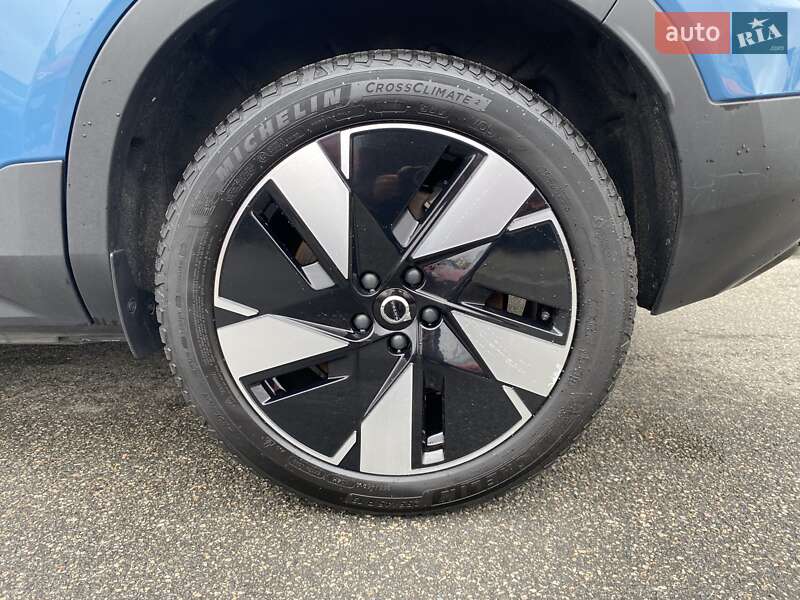 Внедорожник / Кроссовер Volvo XC40 2023 в Киеве фото 20 Внедорожник / Кроссовер Volvo XC40 2023 в Киеве