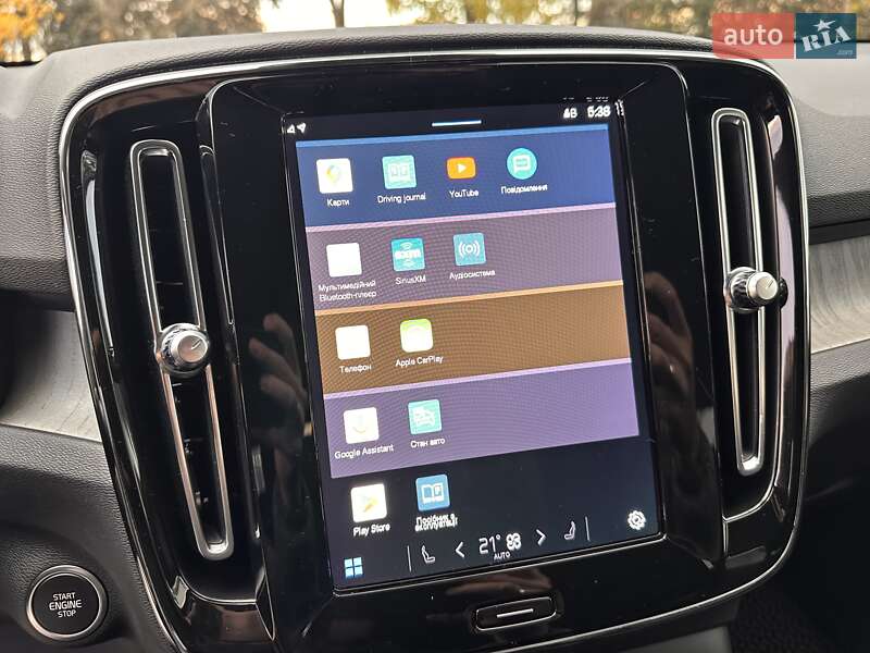 Внедорожник / Кроссовер Volvo XC40 2023 в Самборе