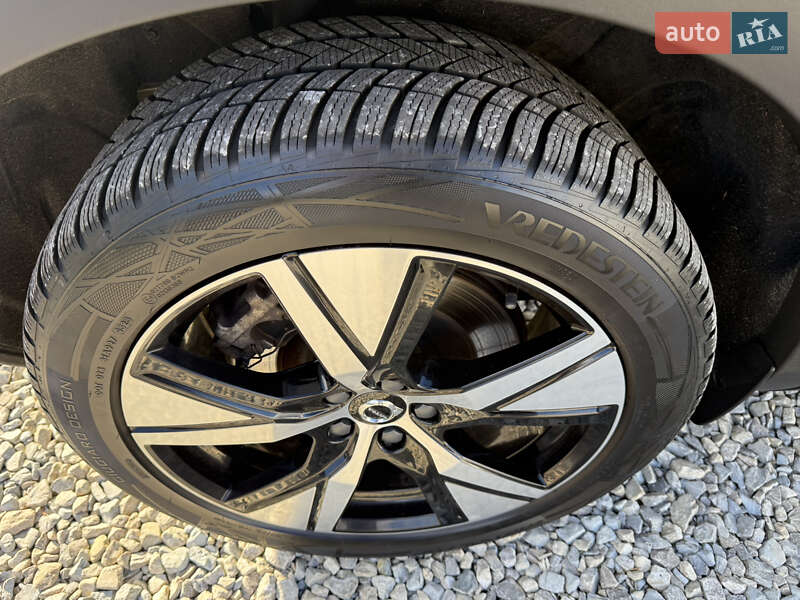 Внедорожник / Кроссовер Volvo XC40 2020 в Коломые