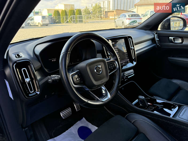 Внедорожник / Кроссовер Volvo XC40 2020 в Коломые