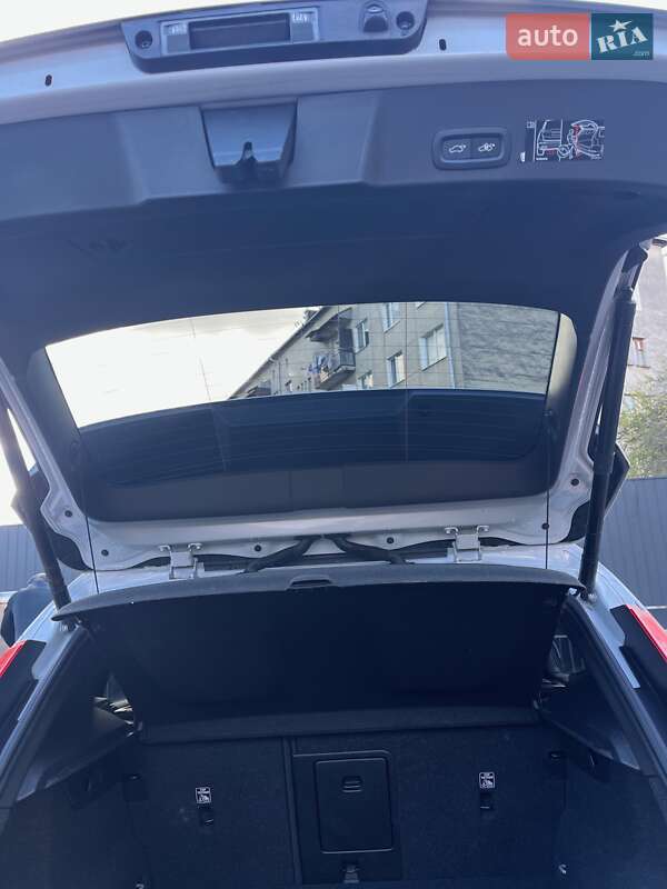 Внедорожник / Кроссовер Volvo XC40 2020 в Ивано-Франковске