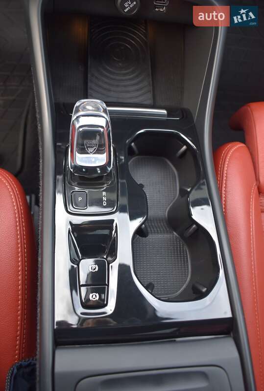 Позашляховик / Кросовер Volvo XC40 2018 в Києві фото 13 Позашляховик / Кросовер Volvo XC40 2018 в Києві