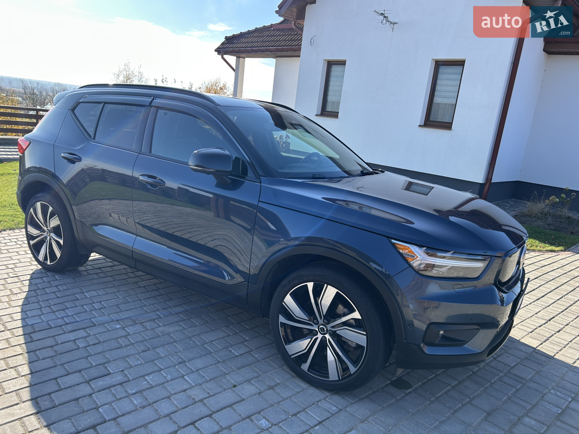 2021 Volvo XC40 - мініатюра 8