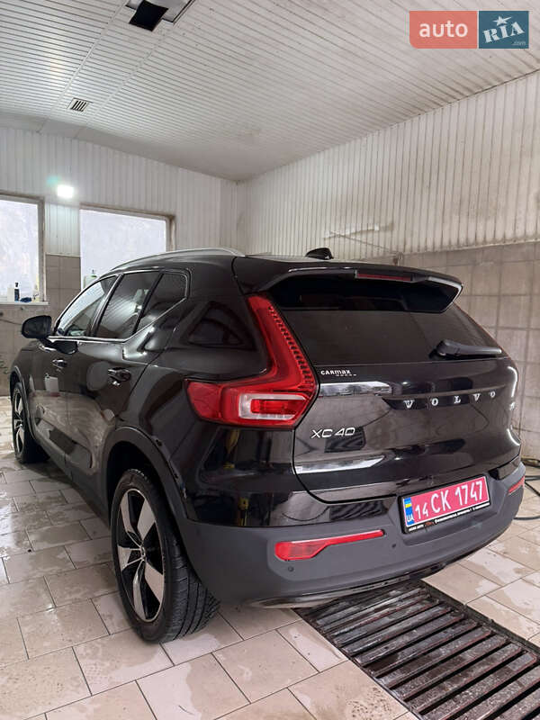 Внедорожник / Кроссовер Volvo XC40 2018 в Львове