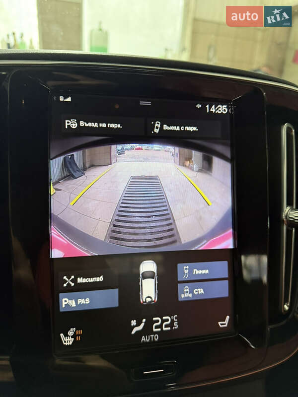 Внедорожник / Кроссовер Volvo XC40 2018 в Львове