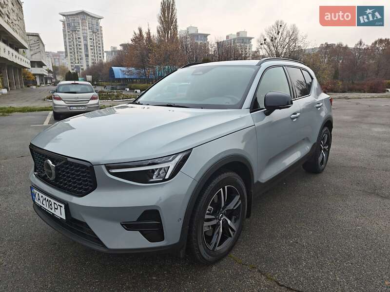Позашляховик / Кросовер Volvo XC40 2025 в Києві