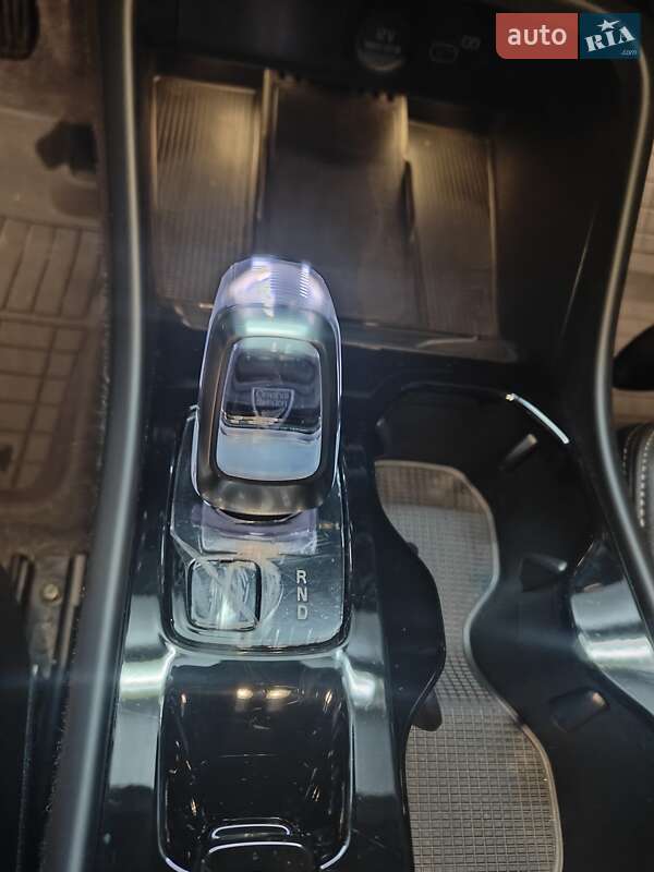 Позашляховик / Кросовер Volvo XC40 2025 в Києві