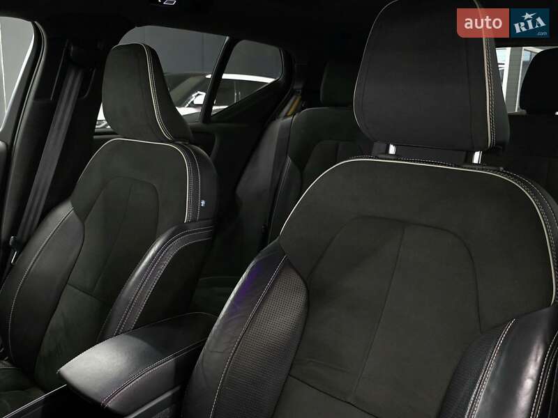 Позашляховик / Кросовер Volvo XC40 2019 в Миколаєві