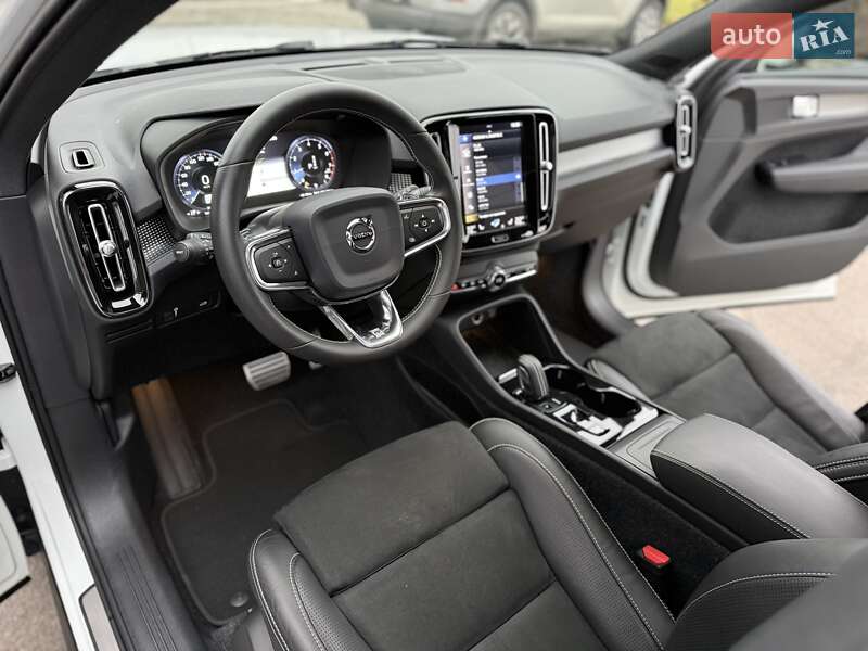 Внедорожник / Кроссовер Volvo XC40 2019 в Днепре фото 23 Внедорожник / Кроссовер Volvo XC40 2019 в Днепре