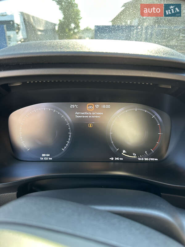 Позашляховик / Кросовер Volvo XC40 2018 в Вишгороді фото 16 Позашляховик / Кросовер Volvo XC40 2018 в Вишгороді