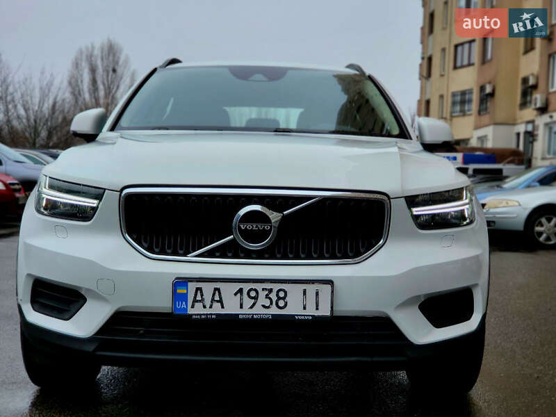 Позашляховик / Кросовер Volvo XC40 2019 в Києві