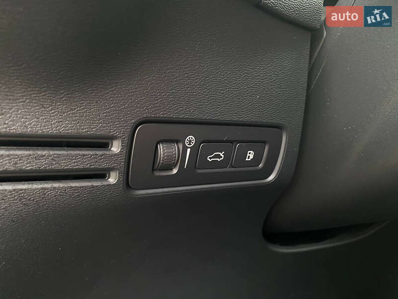Внедорожник / Кроссовер Volvo XC40 2023 в Ровно фото 59 Внедорожник / Кроссовер Volvo XC40 2023 в Ровно