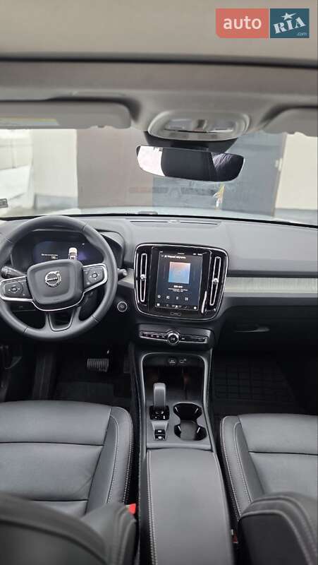 Позашляховик / Кросовер Volvo XC40 2024 в Самборі