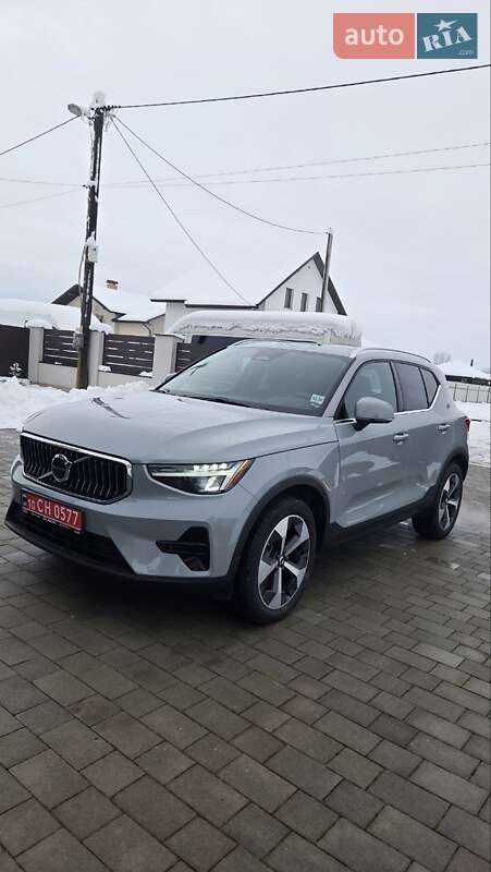 Позашляховик / Кросовер Volvo XC40 2024 в Самборі
