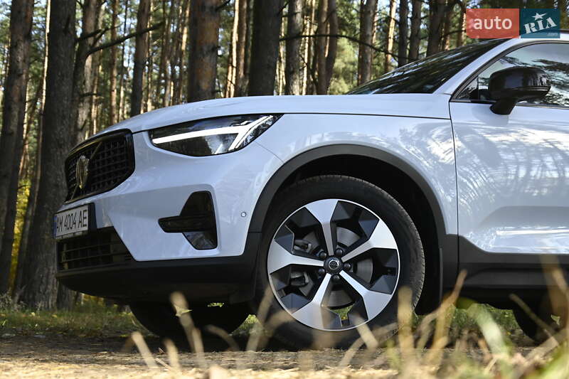 Внедорожник / Кроссовер Volvo XC40 2024 в Бердичеве фото 19 Внедорожник / Кроссовер Volvo XC40 2024 в Бердичеве