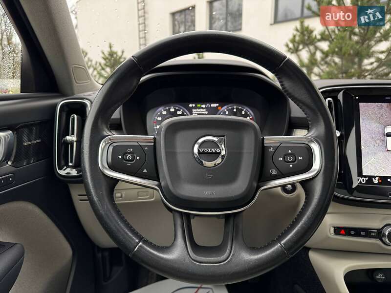 Позашляховик / Кросовер Volvo XC40 2018 в Луцьку фото 15 Позашляховик / Кросовер Volvo XC40 2018 в Луцьку