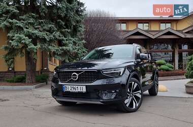 Позашляховик / Кросовер Volvo XC40 2024 в Полтаві