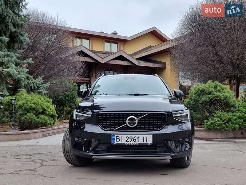 Внедорожник / Кроссовер Volvo XC40 2024 в Полтаве фото 9 Внедорожник / Кроссовер Volvo XC40 2024 в Полтаве