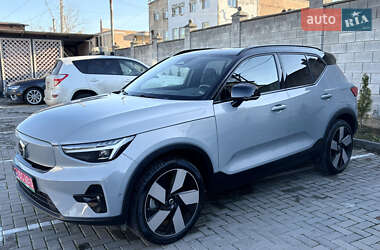 Внедорожник / Кроссовер Volvo XC40 2024 в Ровно