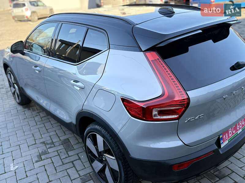 Внедорожник / Кроссовер Volvo XC40 2024 в Ровно